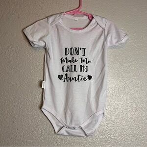 ✨10 for $15✨White Baby Onesie with Fun Print
